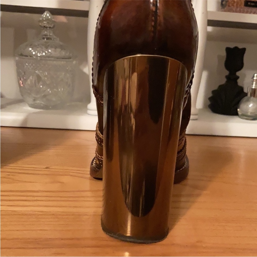 $3000 dolce & gabbana leather boots - Picture 10 of 16